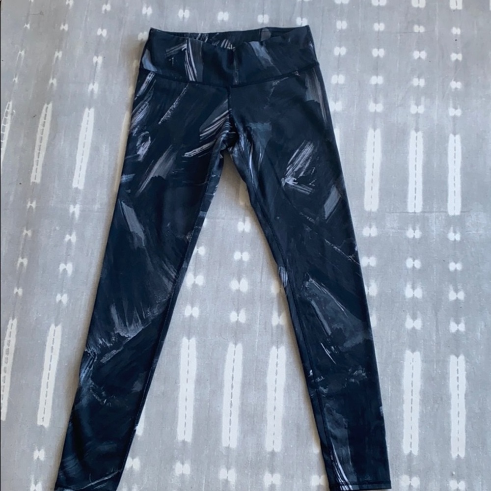 ALO Yoga Airbrush leggings